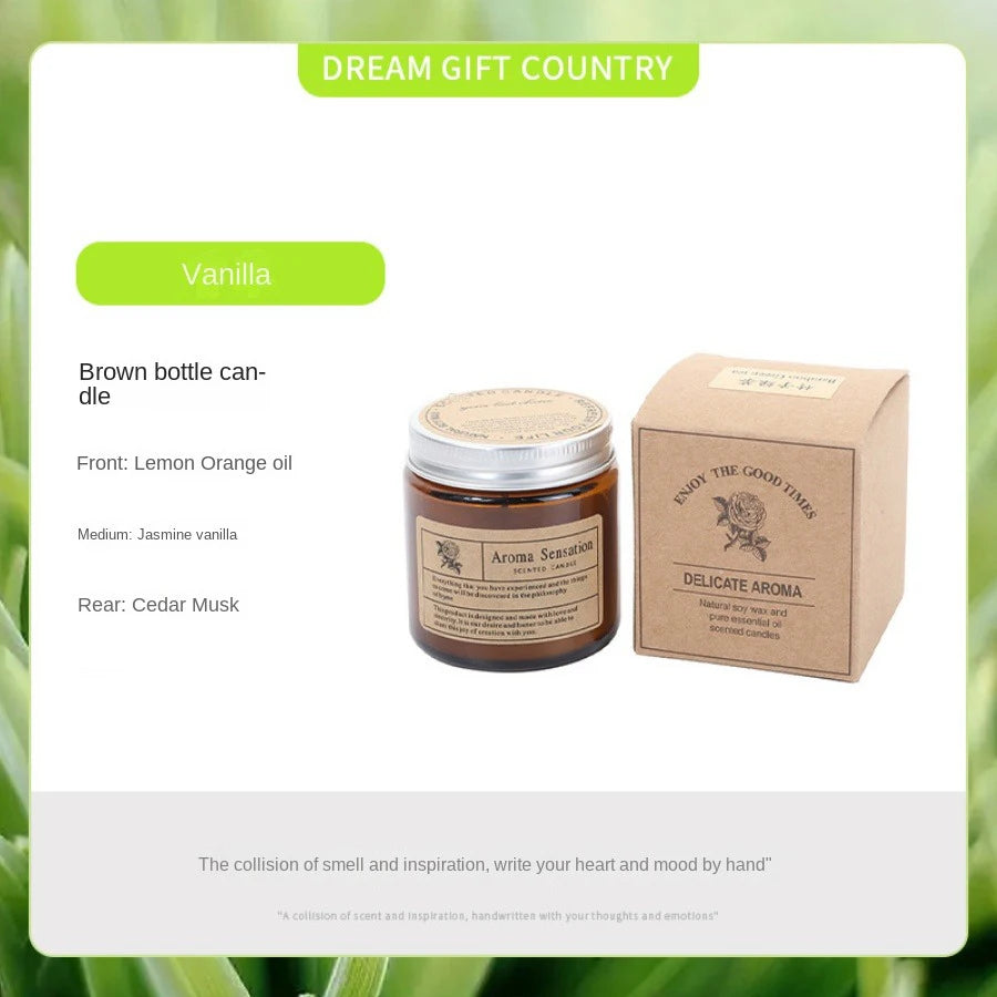Vanilla scented candle with its gift box